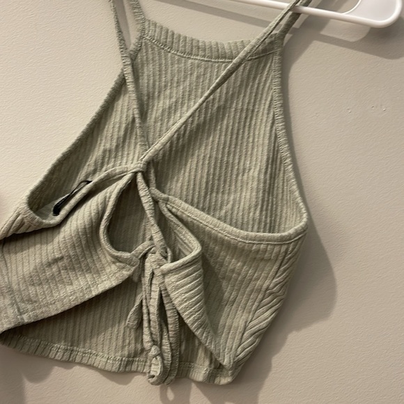 THE CLASSIC Green Lace up Back Halter Crop Top (L) - Picture 3 of 6